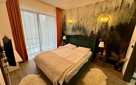 Luxury Silver Mountain Apartment